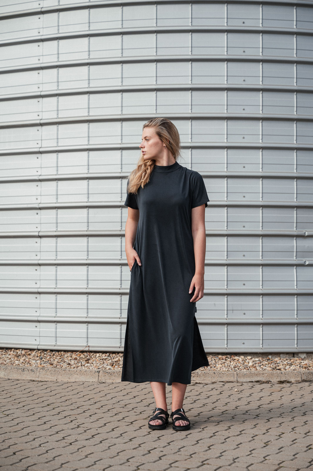 Dresses & skirts Thina black