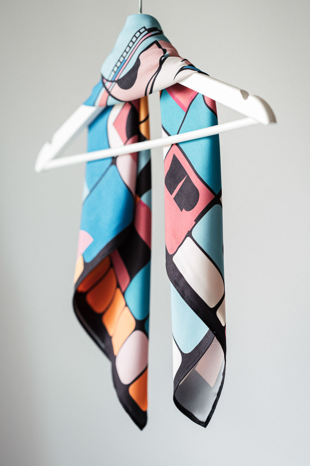 Scarf muralesque