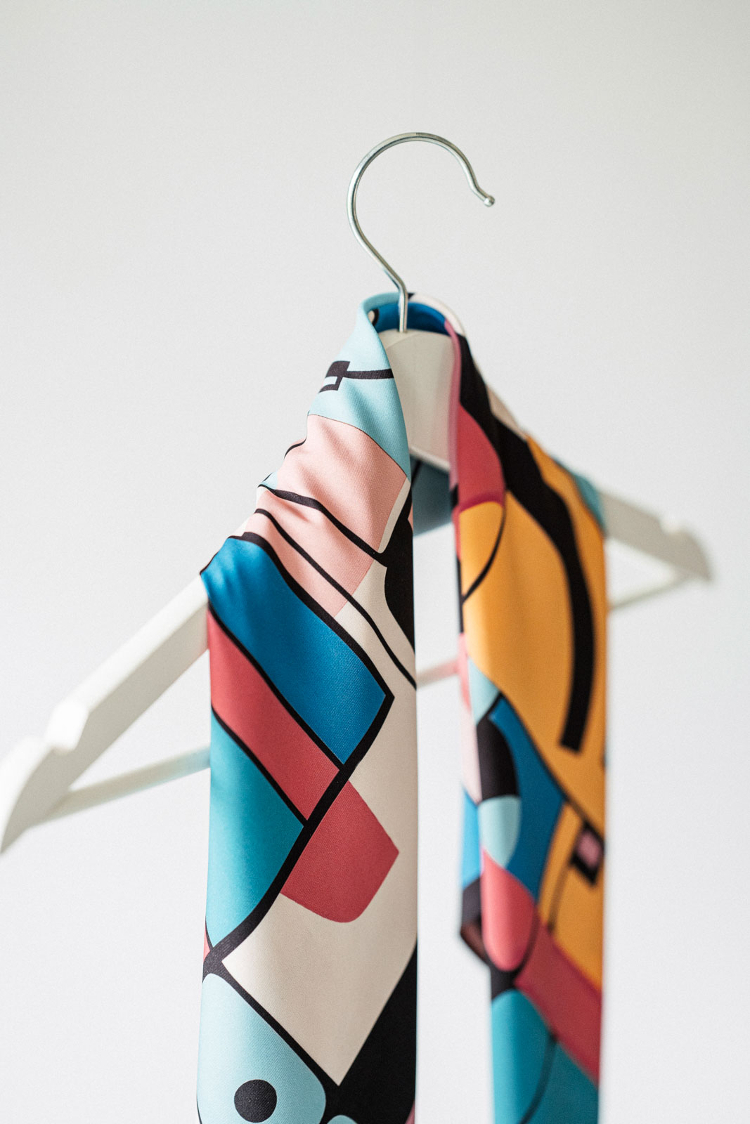 Scarf muralesque