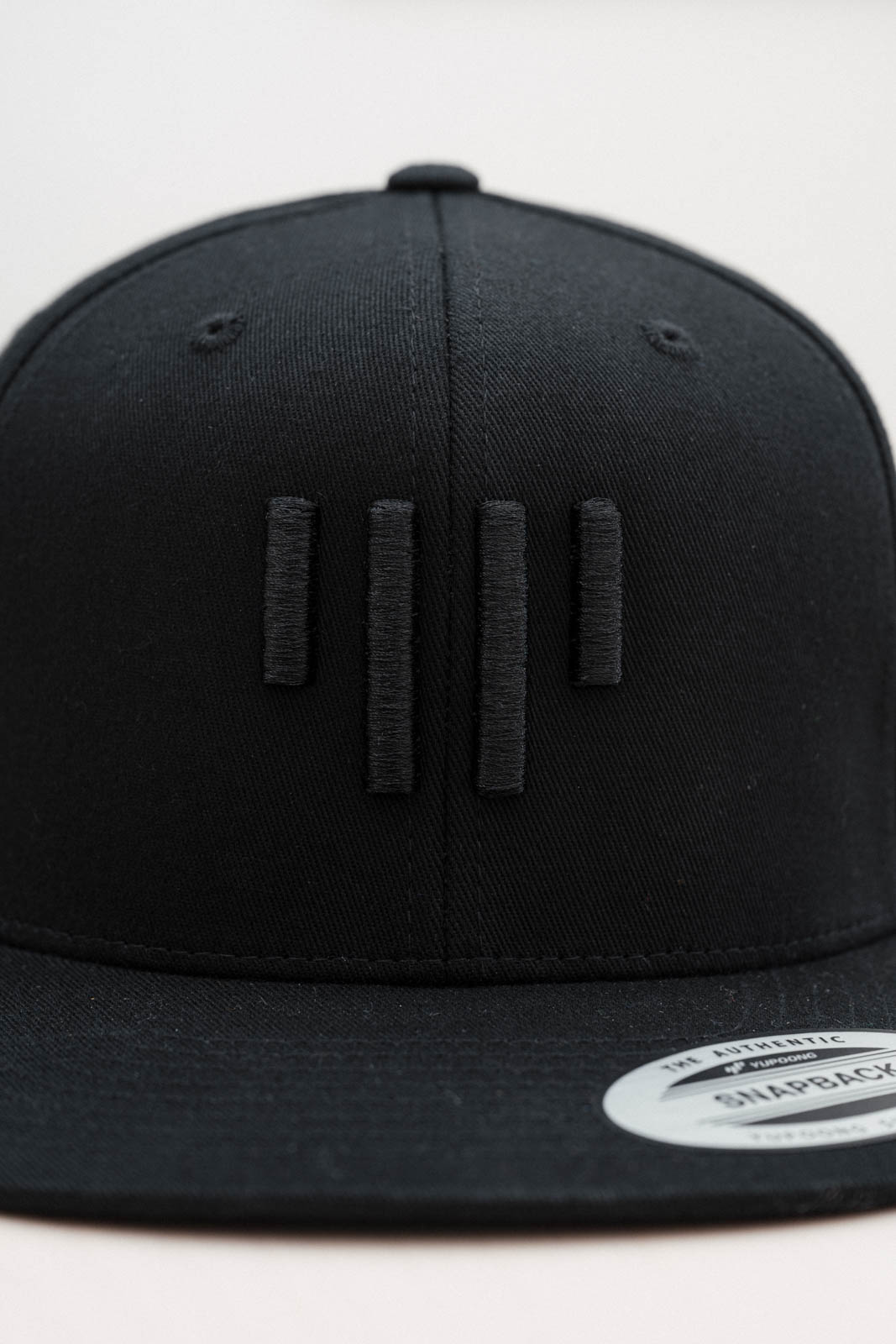 Hats Snapback black