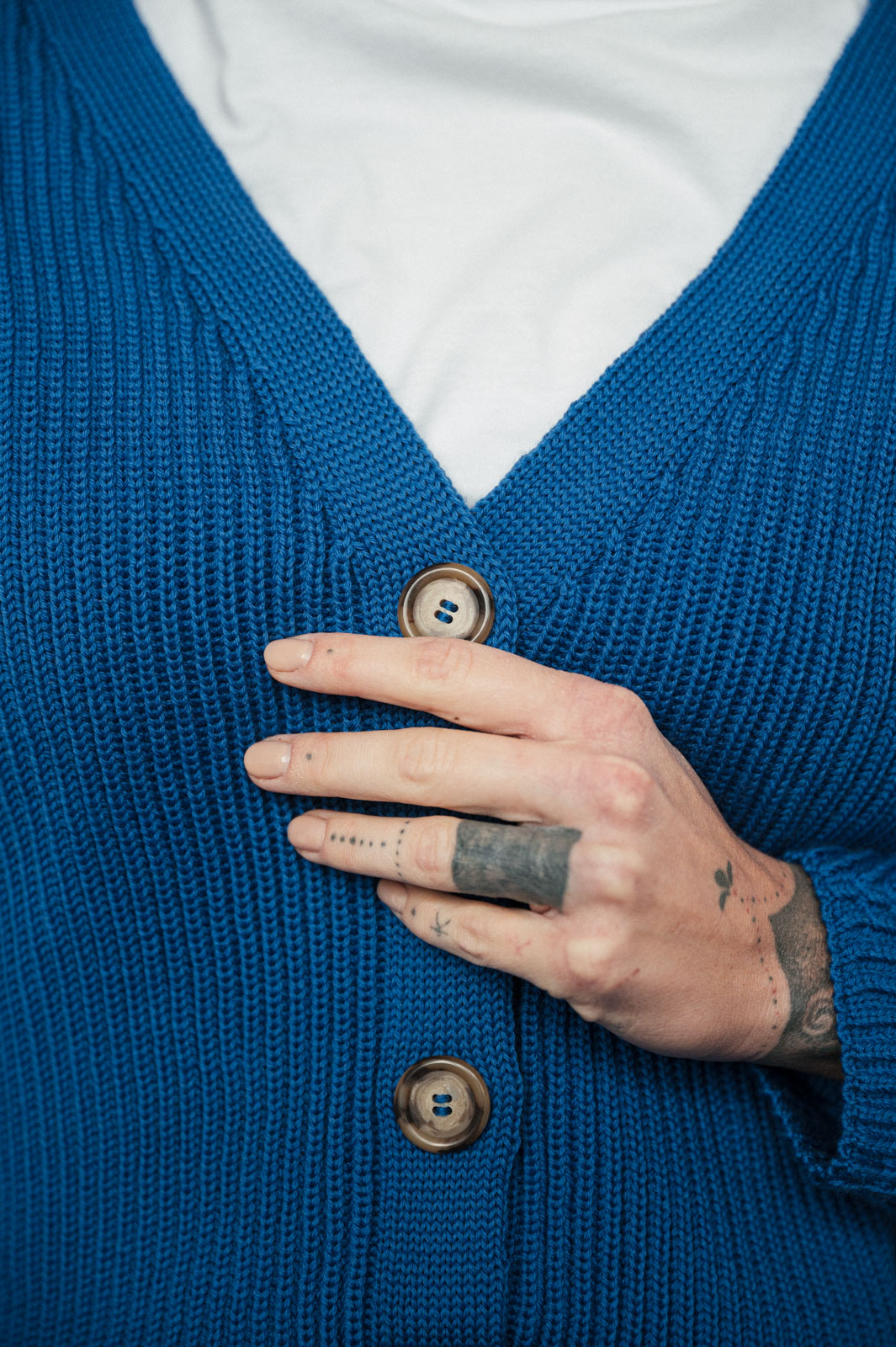 sweaters merino Courtney 100% merino extra fine electric blue