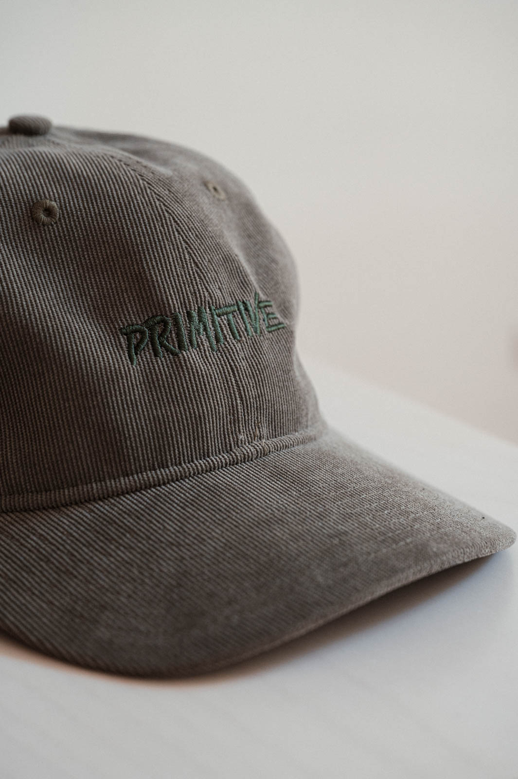 epice Sixpanel low olive cord