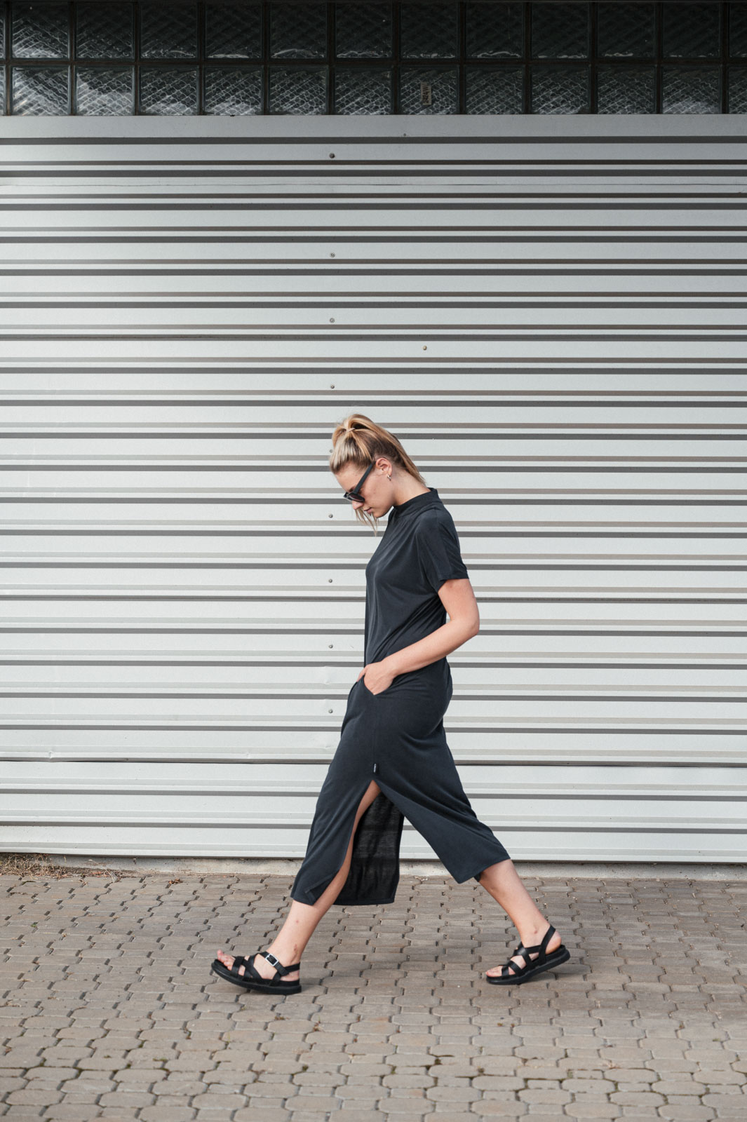 Dresses & skirts Thina black