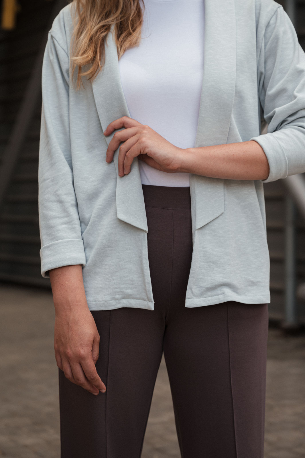 sweatshirt and rollneck Neha ice blue
