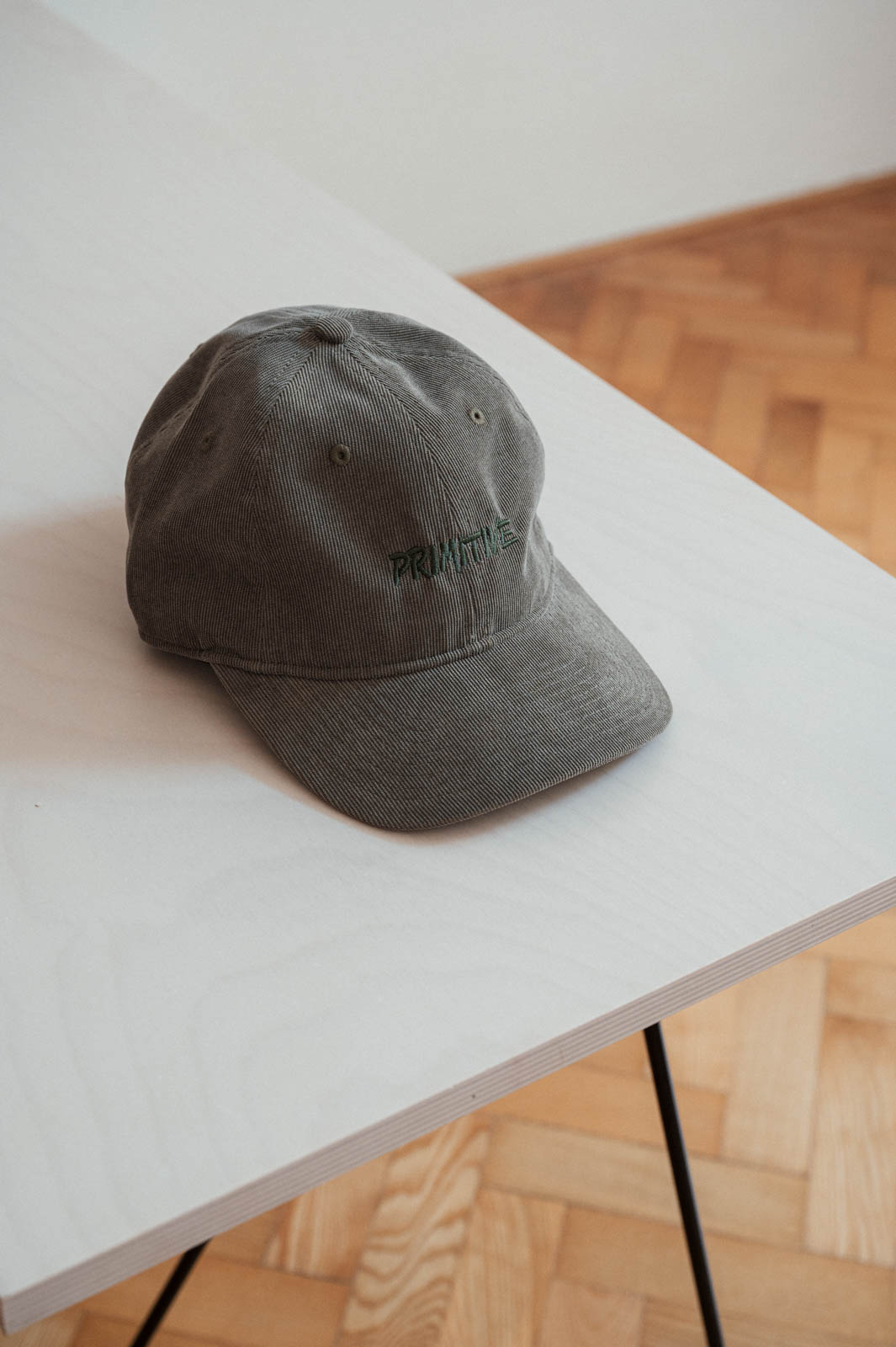 epice Sixpanel low olive cord