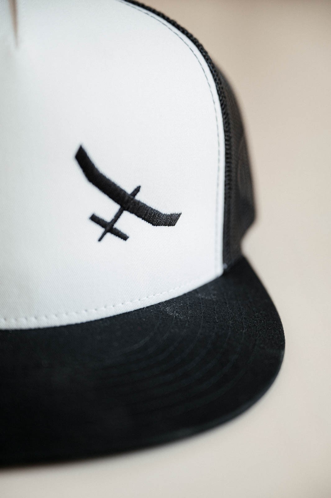 accesorries Snapback trucker black and white