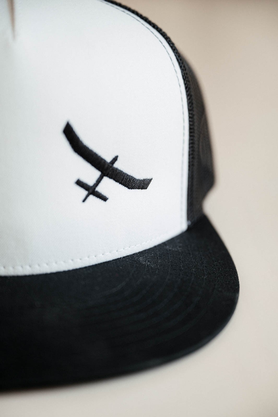 Hats Snapback trucker black and white