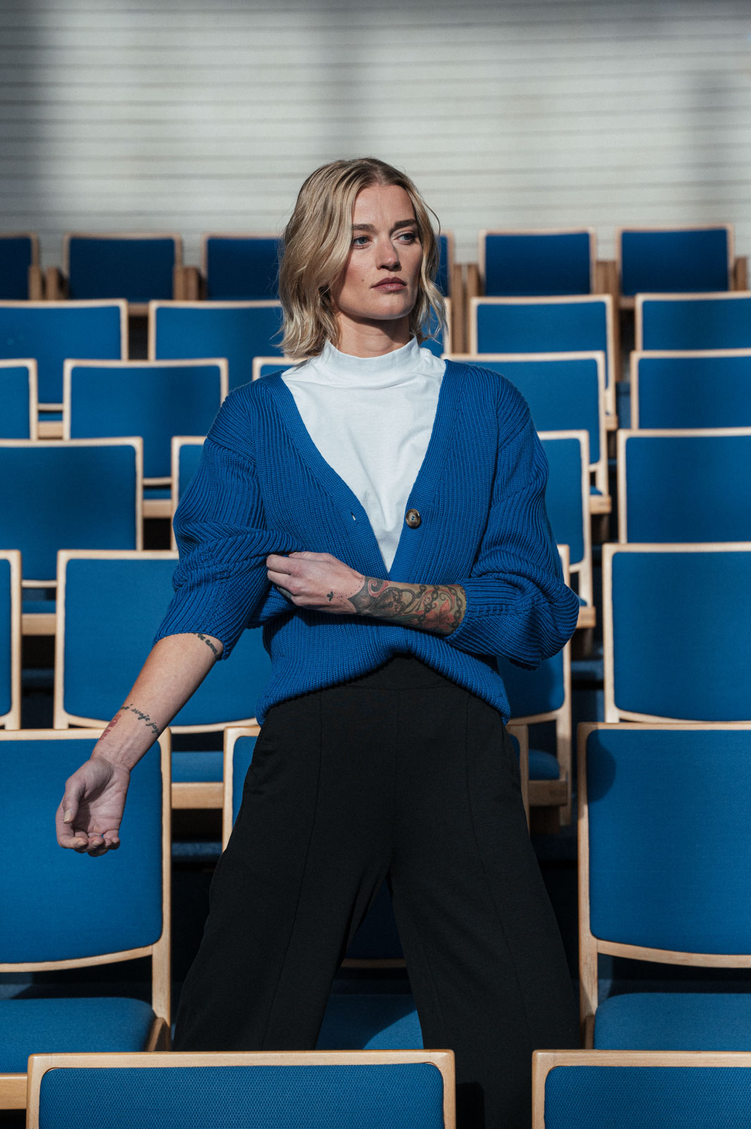 svetry merino Courtney 100% merino extra fine electric blue