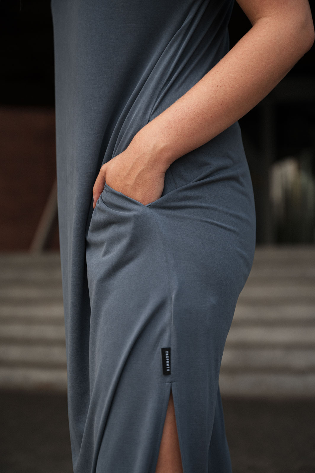 Dresses and skirts Thina steel