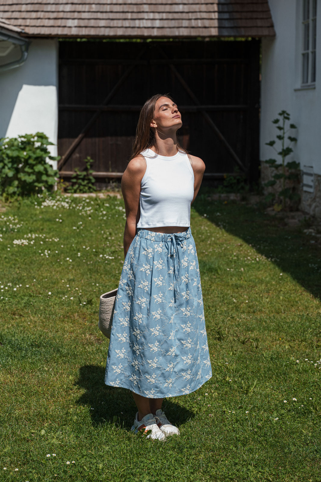 Dresses & skirts Nola blue embroidery jeans