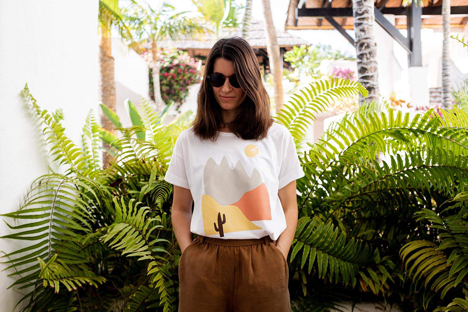 t-shirt and shirt Sunshine white