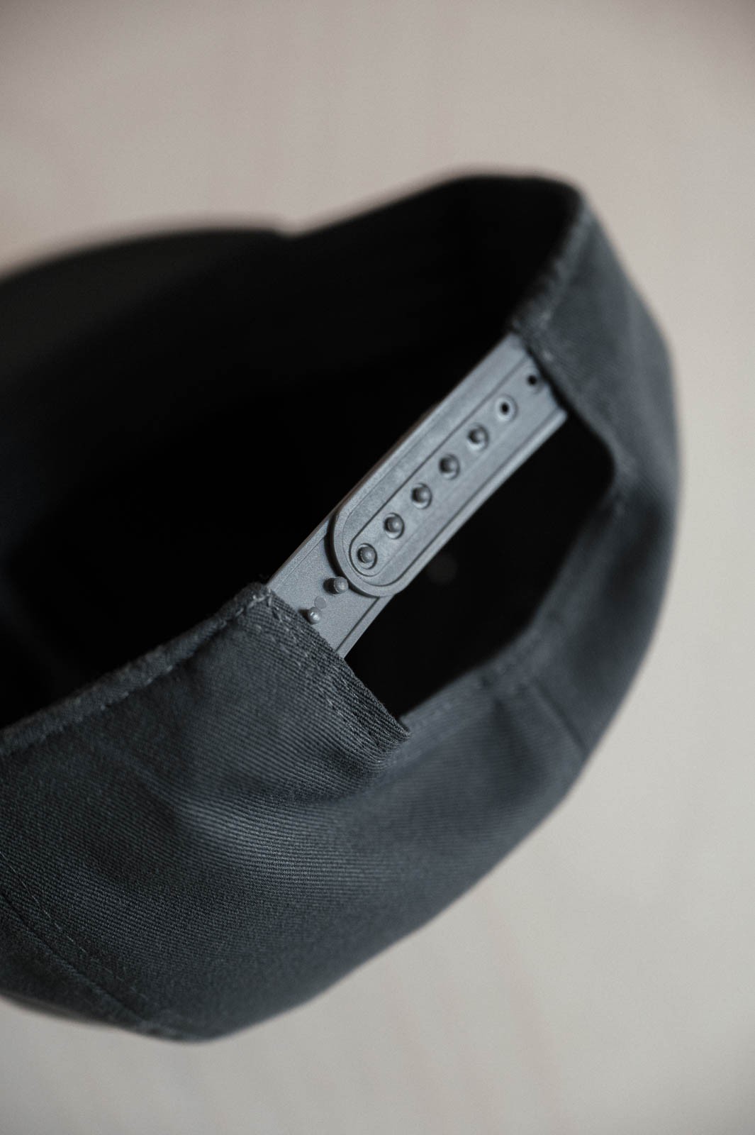 Hats Snapback grey