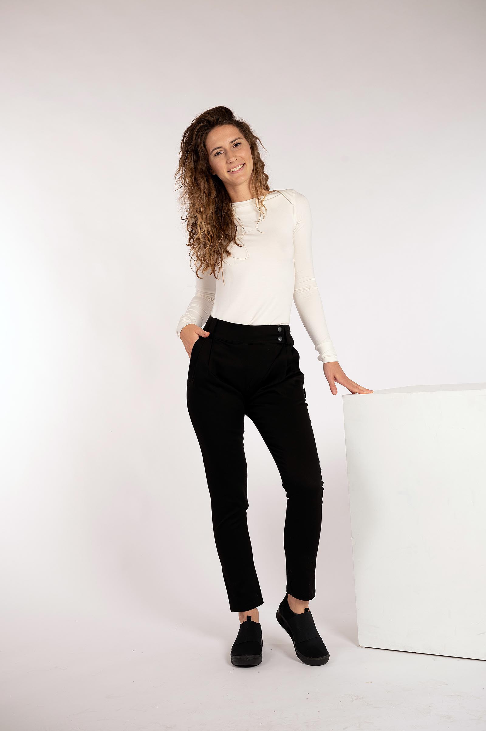 pants & shorts Libor black