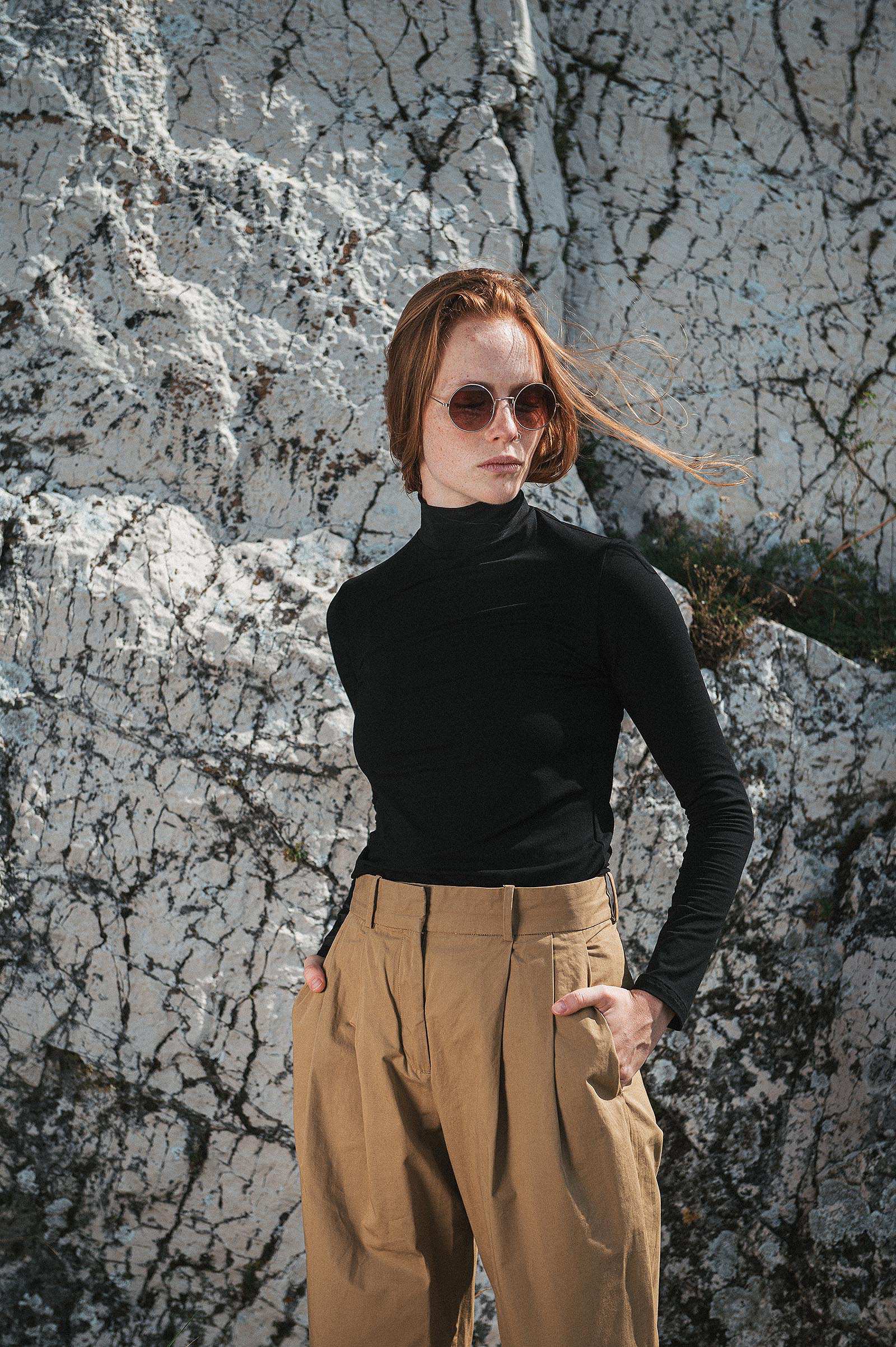 Basic Alma black
