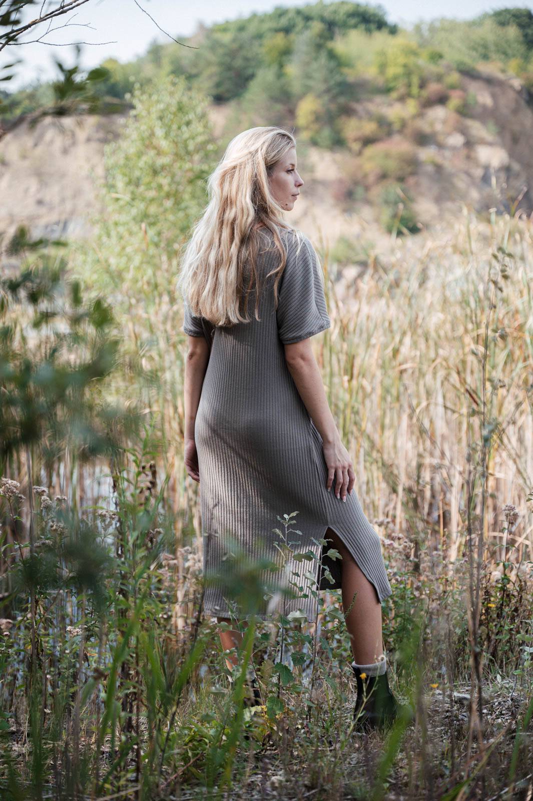 Dresses and skirts Catty taupe
