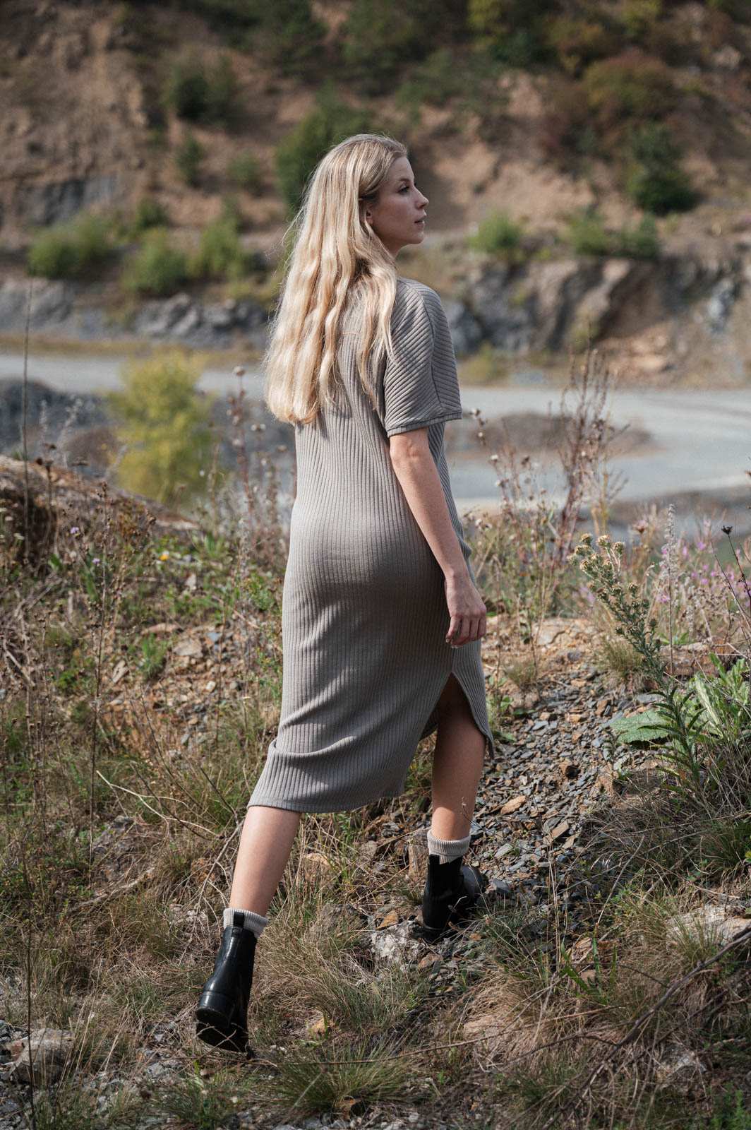 Dresses and skirts Catty taupe