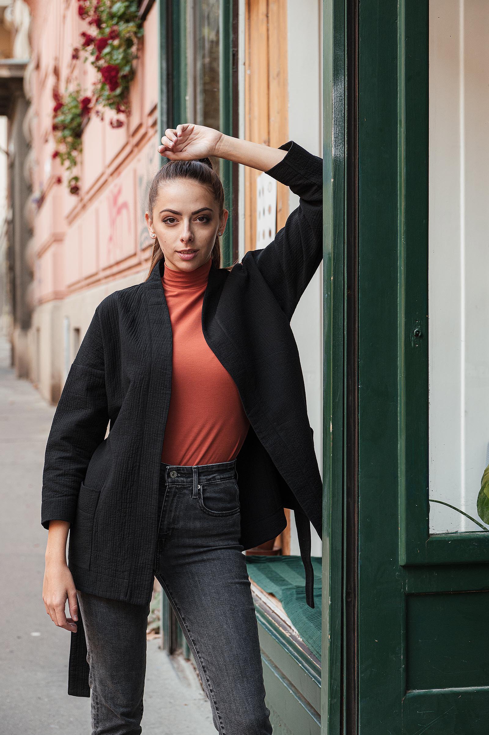 sweatshirt and sweathers Noona black embroidery