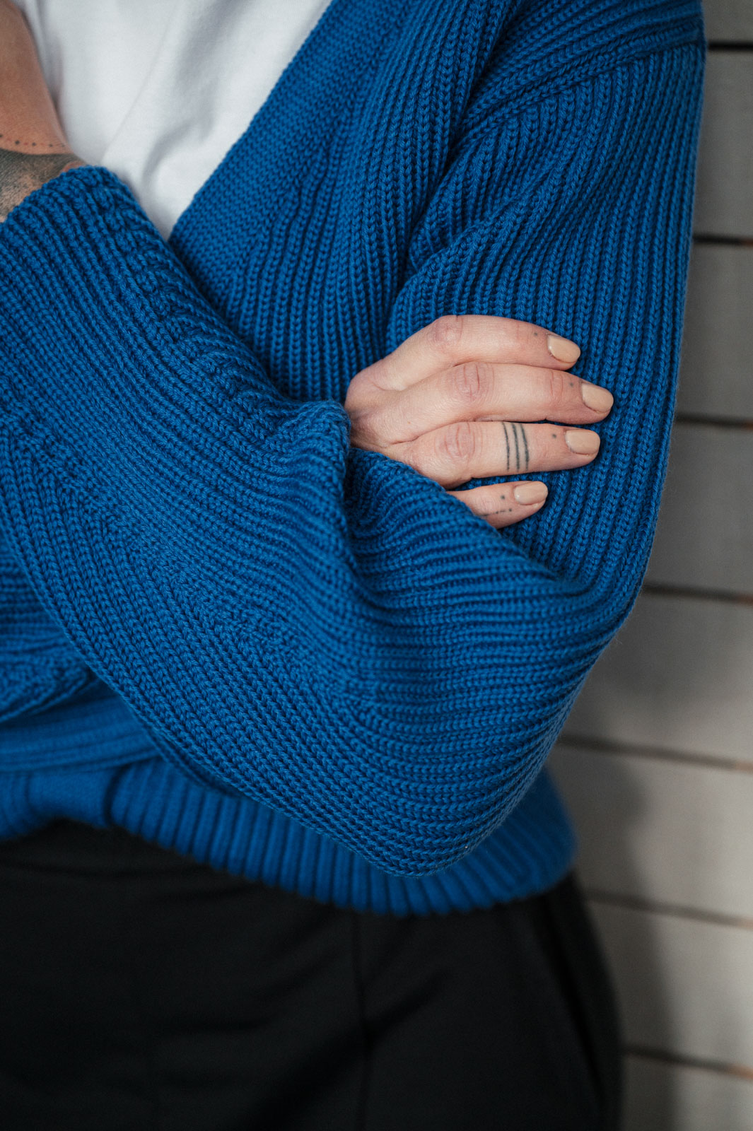 svetry merino Courtney 100% merino extra fine electric blue