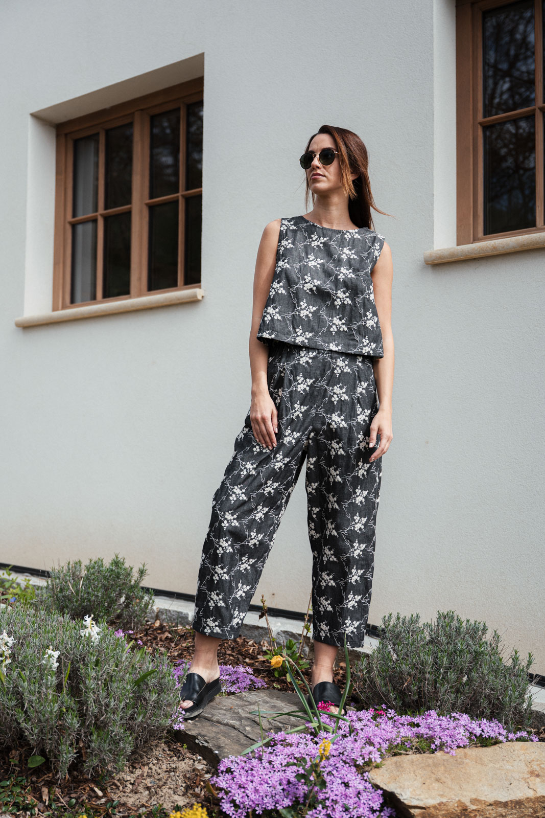 Koile Flora vivka Embroidery black jeans